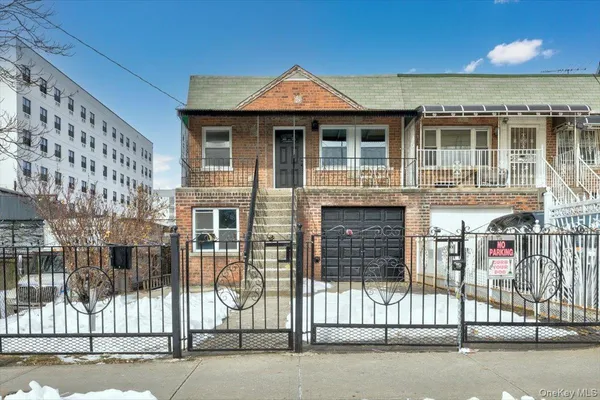 $980,000 | 3523 Laconia Avenue | Williamsbridge