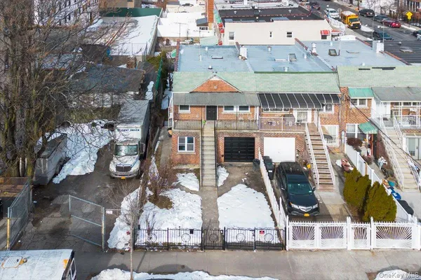$980,000 | 3523 Laconia Avenue | Williamsbridge