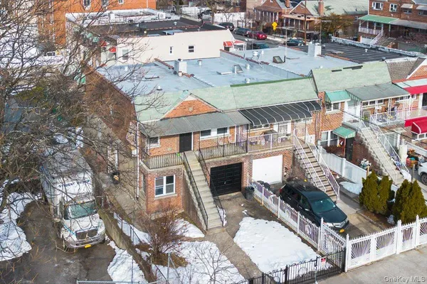 $980,000 | 3523 Laconia Avenue | Williamsbridge