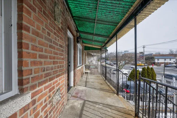 $980,000 | 3523 Laconia Avenue | Williamsbridge