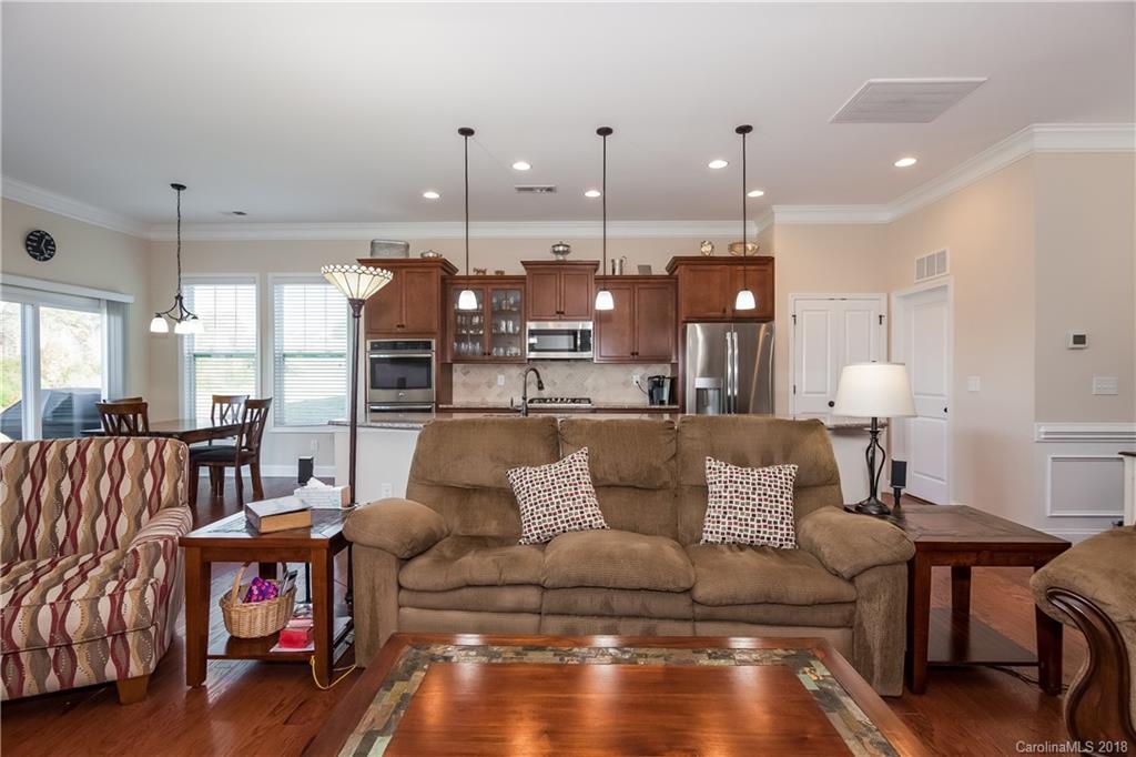 8348 Dallas Bay Road Charlotte, NC 28278 - Photo 6 of 28 Gallery Image 6