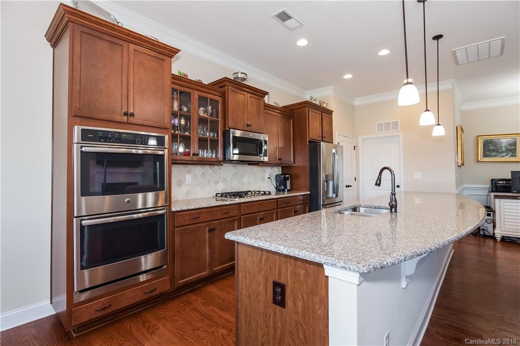 8348 Dallas Bay Road Charlotte, NC 28278 - Photo 10 of 28 Gallery Image 10
