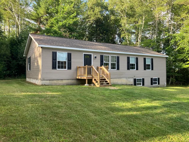 $339,000 | 17 Brad Drive, Hermon, ME 04401