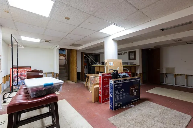 $189,900 | 6000 North Wyandotte Street, Kansas City, MO 64118