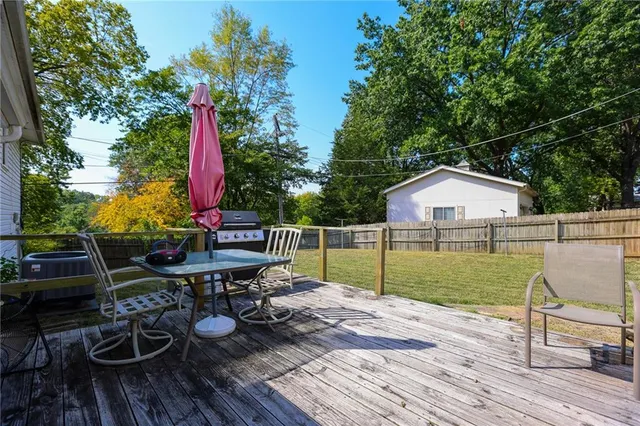 $189,900 | 6000 North Wyandotte Street, Kansas City, MO 64118