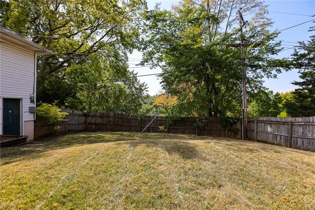 $189,900 | 6000 North Wyandotte Street, Kansas City, MO 64118