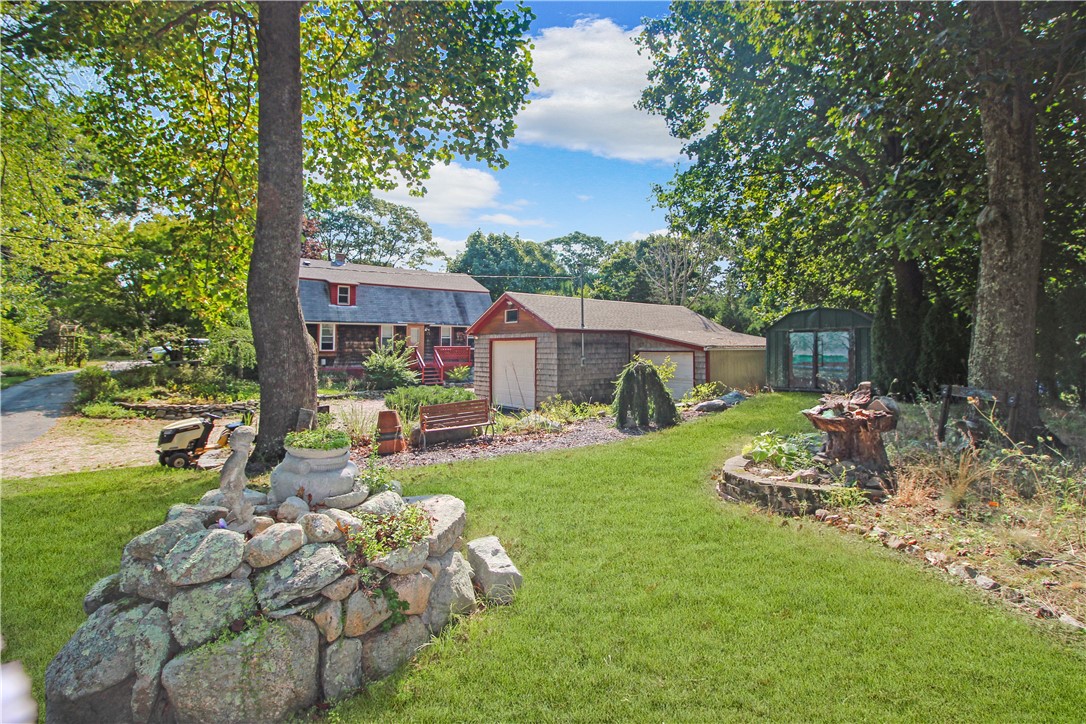 9 Pendleton Lane Westerly, RI 02891 - Photo 32 of 35