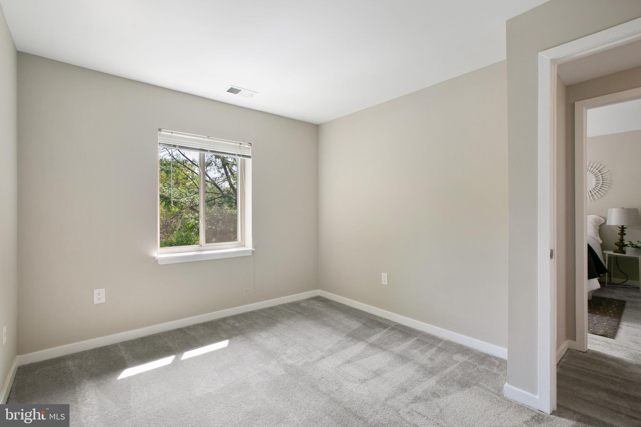417 South Sharp Street, Unit R9 Baltimore, MD 21201 - Photo 19 of 33