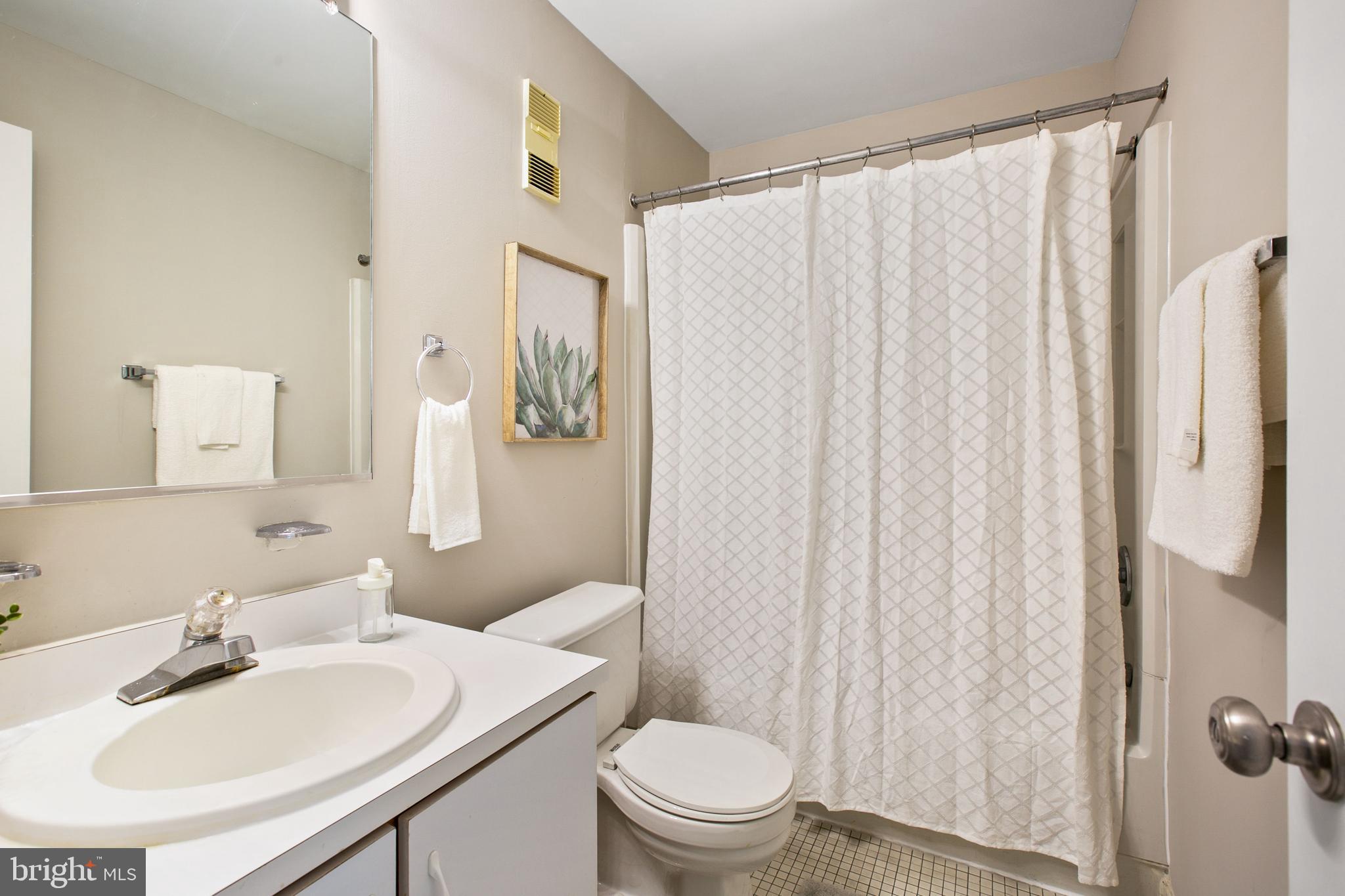 417 South Sharp Street, Unit R9 Baltimore, MD 21201 - Photo 21 of 33