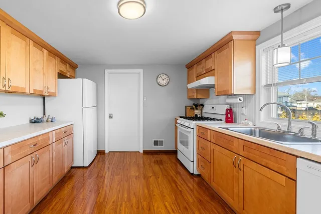 $549,900 | 26 Massachusetts Avenue, Somerset, MA 02726