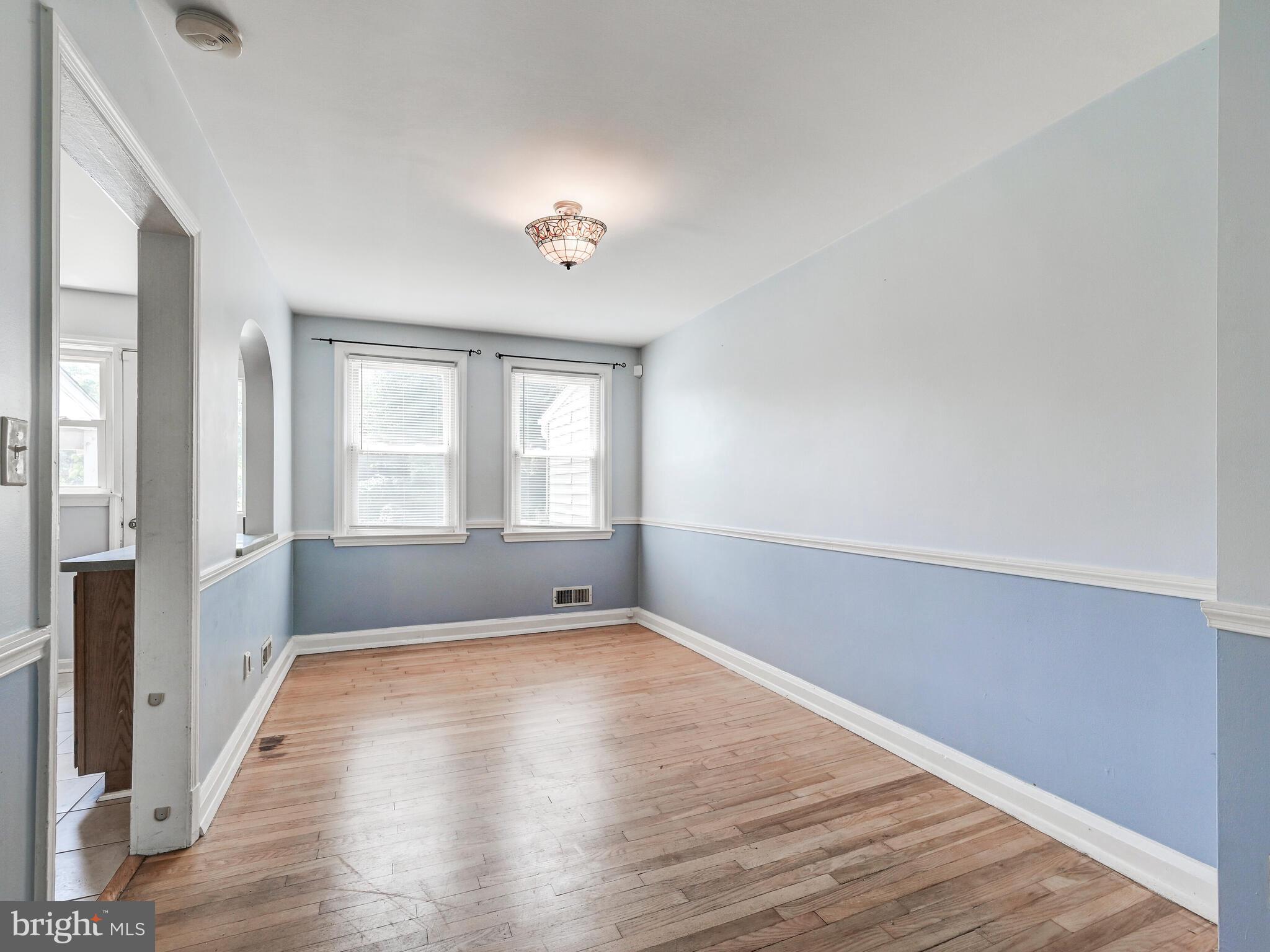 1613 Aberdeen Road Towson, MD 21286 - Photo 10 of 32