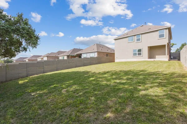 $2,395 | 913 Legends Lane, Georgetown, TX 78628
