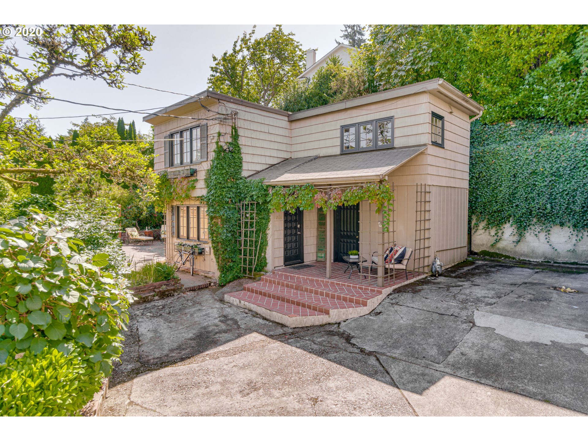 2632 Northwest Westover Road Portland, OR 97210 - Photo 1 of 31 Gallery Image 1