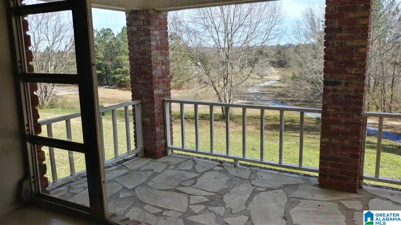 409 Gravity Hill Road Sylacauga, AL 35151 - Photo 5 of 17