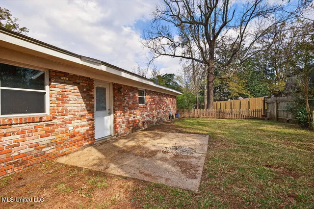 $249,900 | 202 Ravens Court, Ocean Springs, MS 39564