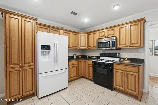 $249,900 | 202 Ravens Court, Ocean Springs, MS 39564