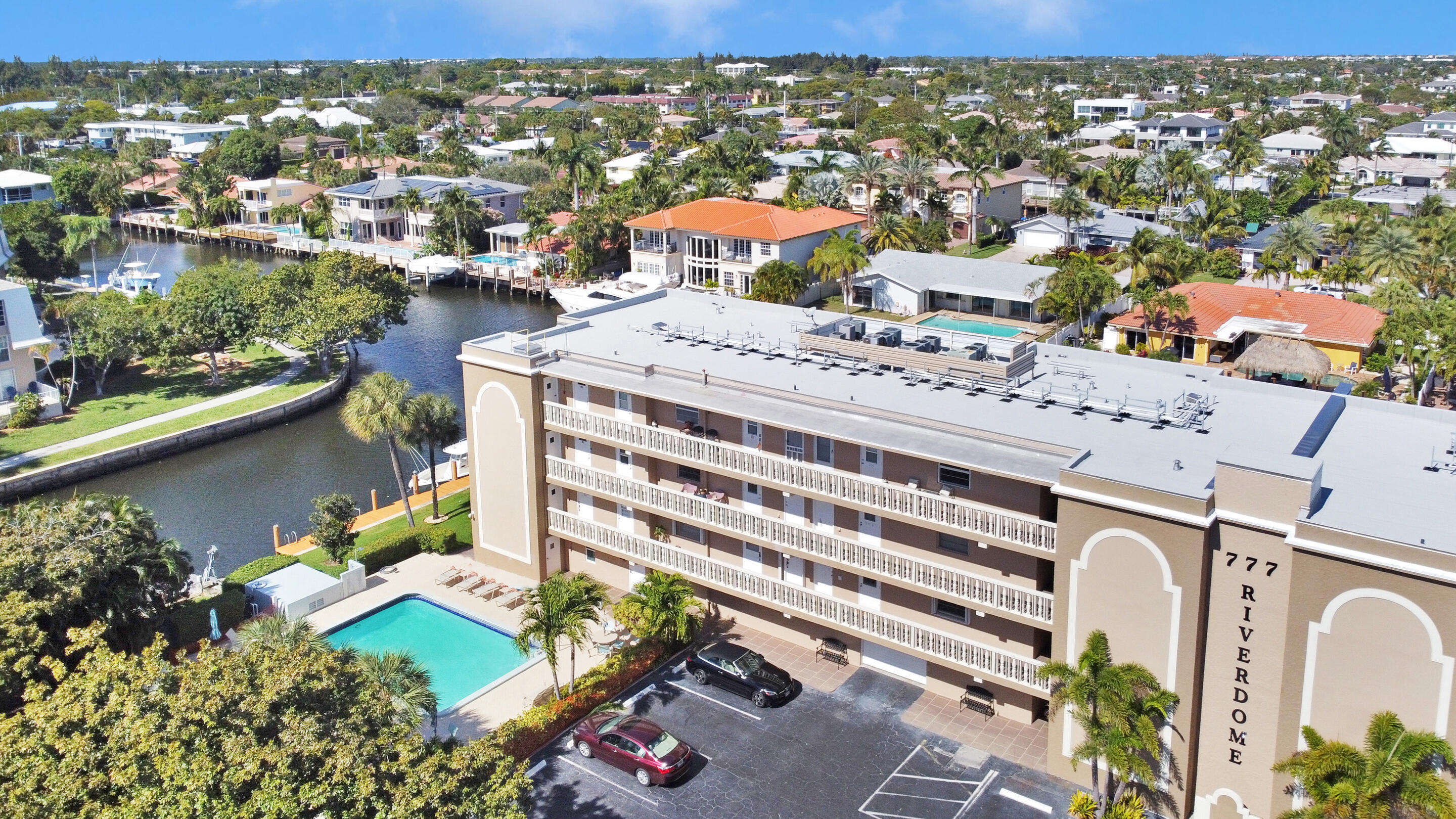777 Jeffery Street, Unit 3070 Boca Raton, FL 33487 - Photo 3 of 35 Waterfront condo