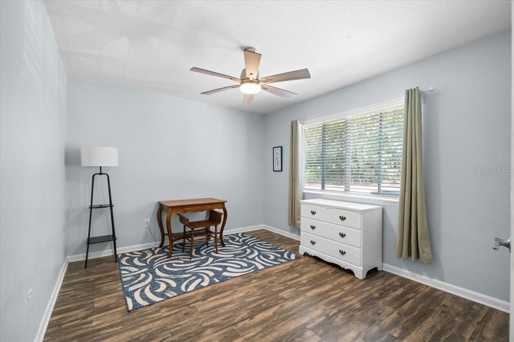 507 Northwest 39th Road, Unit 110 Gainesville, FL 32607 - Photo 19 of 27