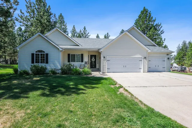 $639,500 | 5885 Sandy Ct Way, Nine Mile Falls, WA 99026
