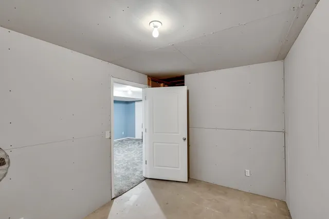 $639,500 | 5885 Sandy Ct Way, Nine Mile Falls, WA 99026