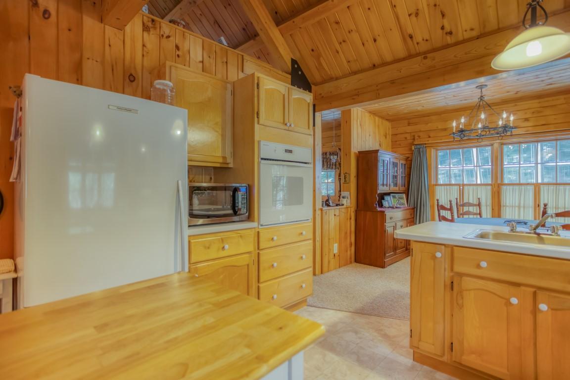 41 Mount Hunger Road East Edgecomb, ME 04556 - Photo 10 of 31 10
