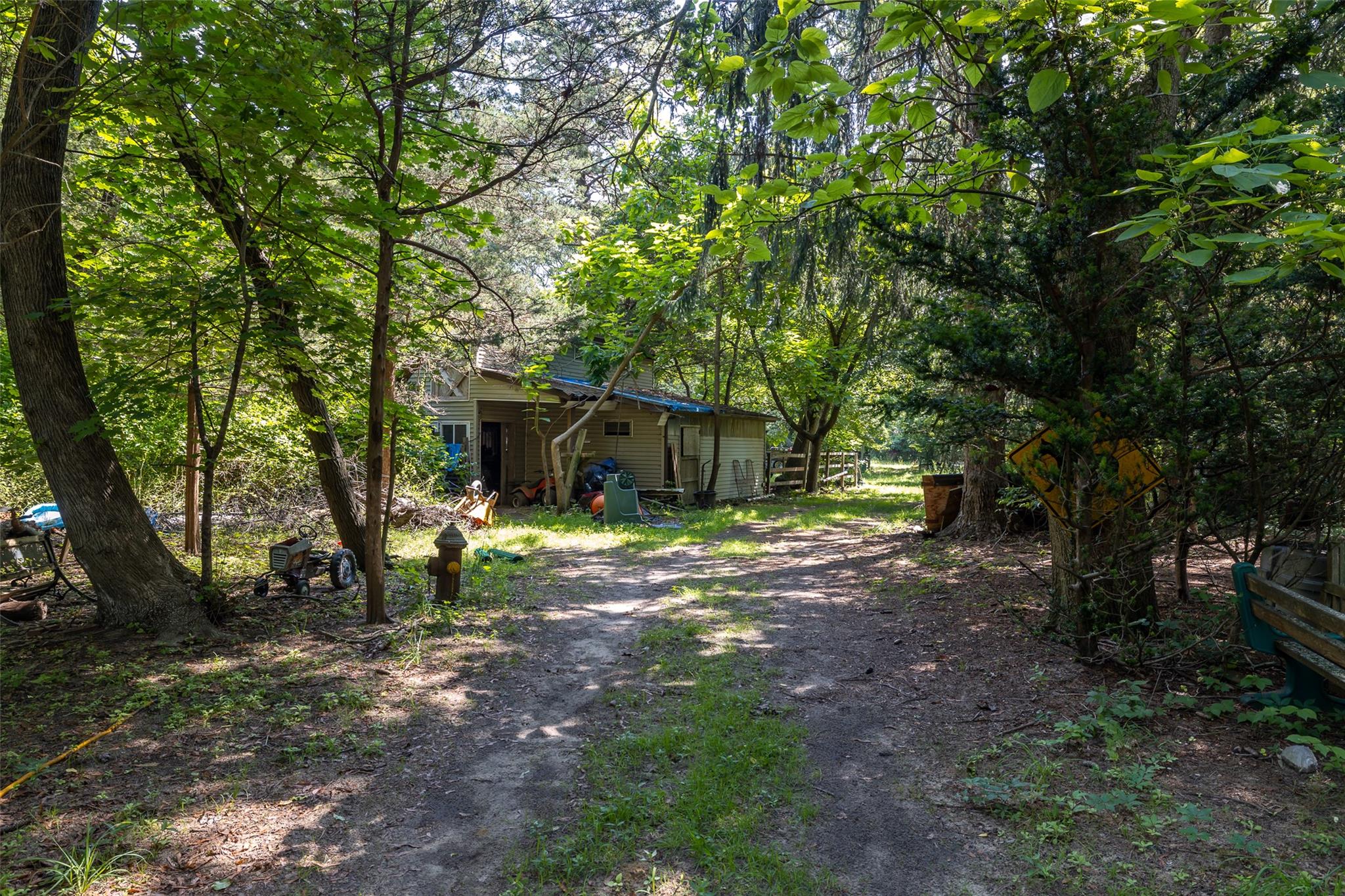 33 North Coleman Road Centereach, NY 11720 - Photo 30 of 40