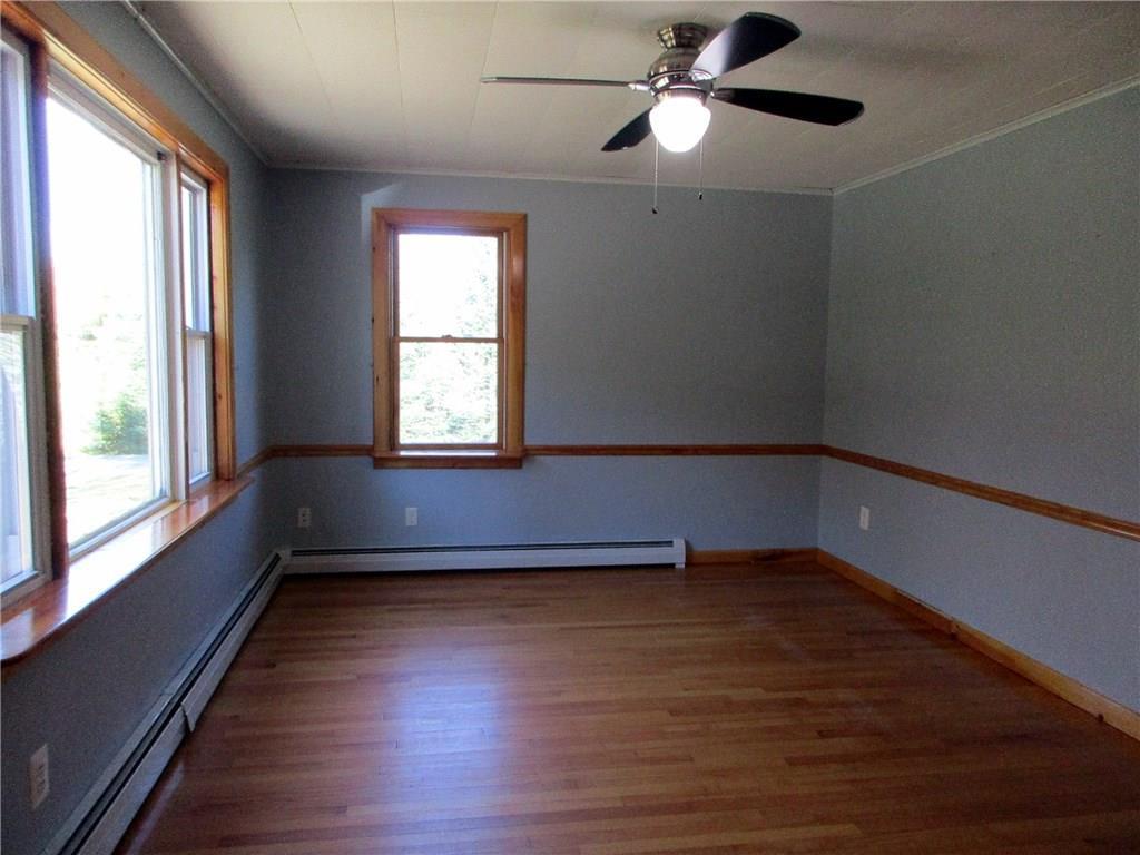 591 Town Farm Road Oakland, ME 04963 - Photo 9 of 27 Living room