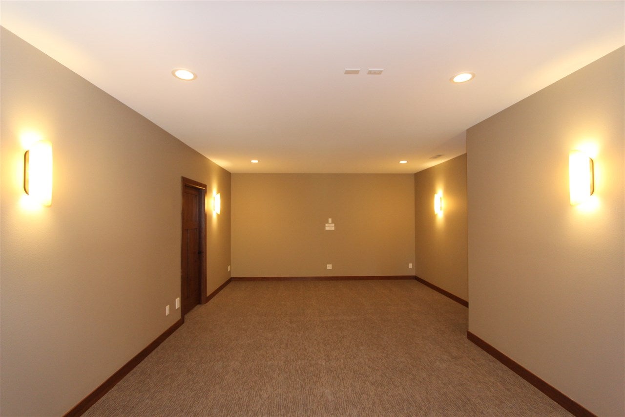2377 Sugar Bottom Road Northeast Solon, IA 52333 - Photo 23 of 25 Gallery Image 23