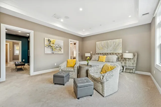 $3,675,000 | 4 Warton Place, Garden City, NY 11530