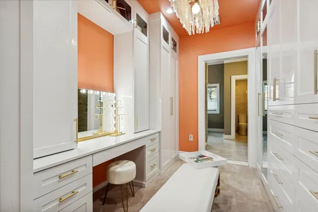 $3,675,000 | 4 Warton Place, Garden City, NY 11530