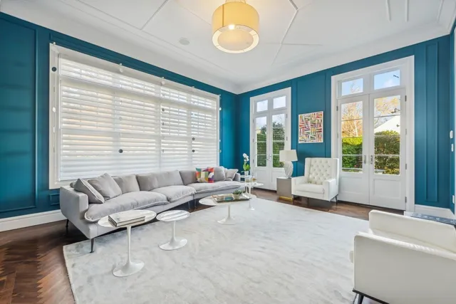 $3,675,000 | 4 Warton Place, Garden City, NY 11530