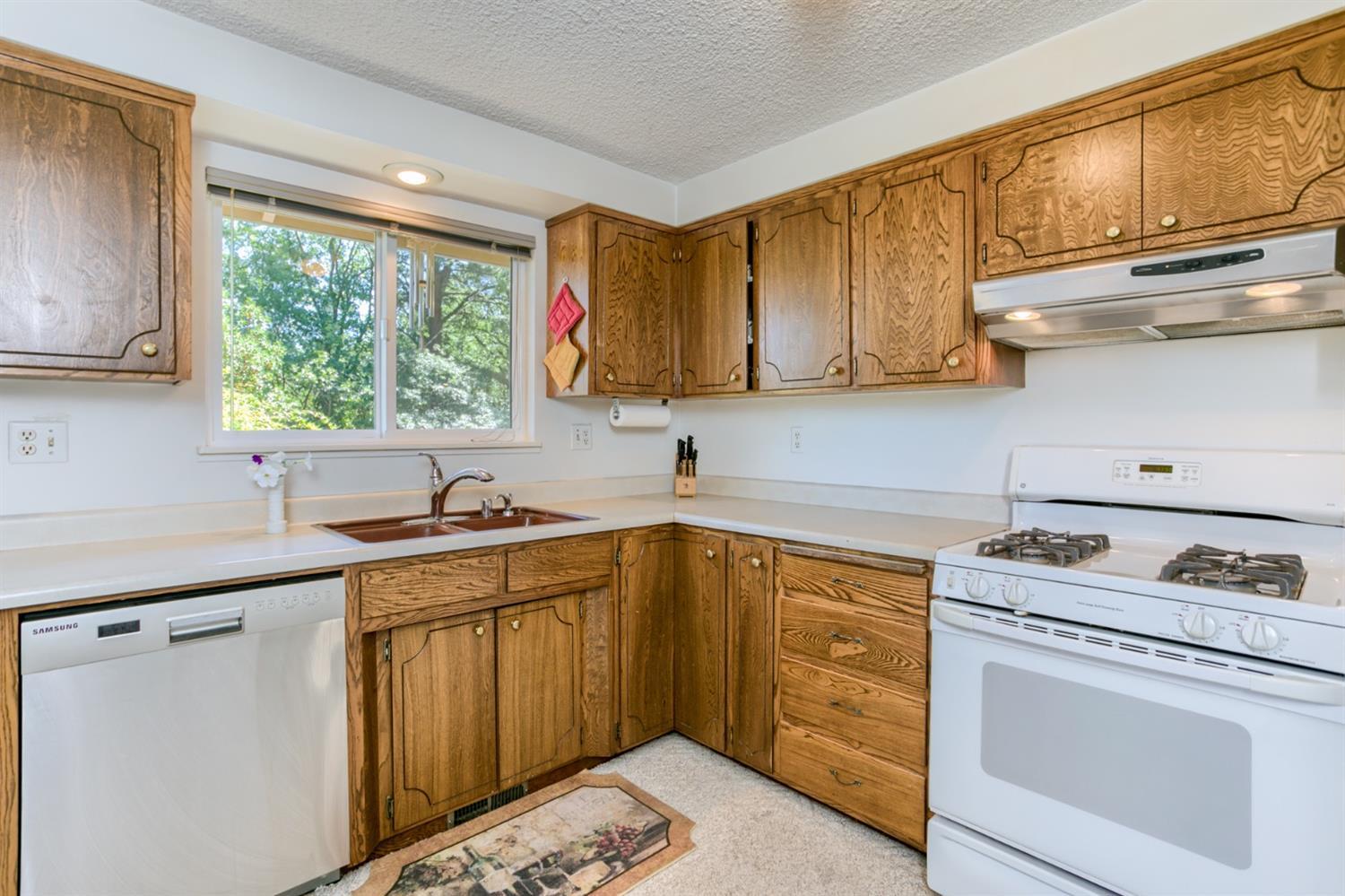 865 Palmer Road Ashland, OR 97520 - Photo 11 of 25 Additional Photo