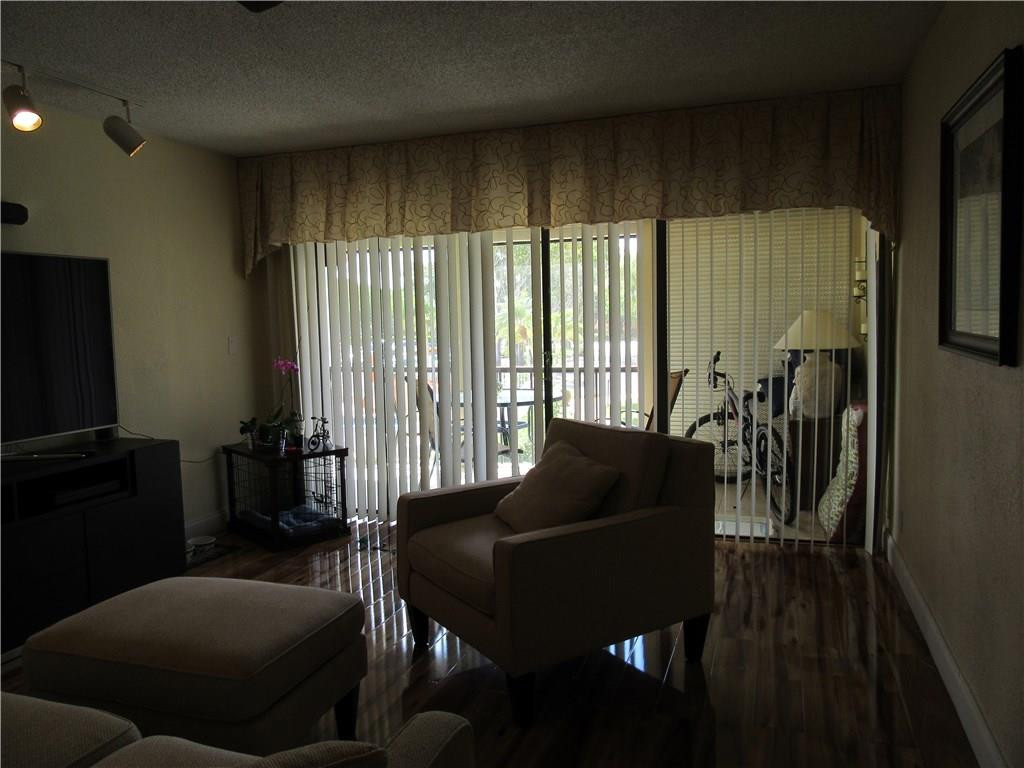 301 Racquet Club Road, Unit 202 Weston, FL 33326 - Photo 8 of 34 Photo 8