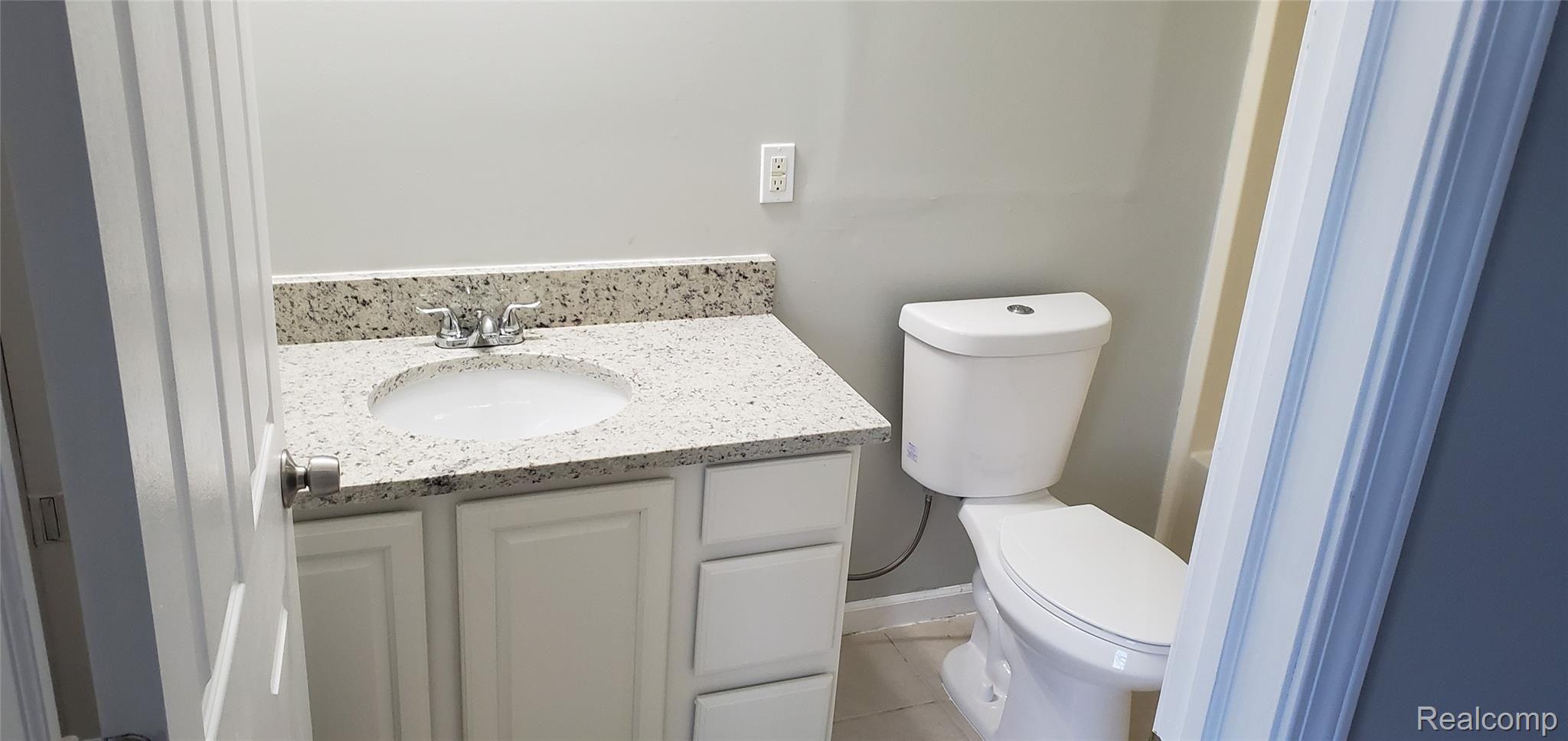 8791 Hough Road Almont, MI 48003 - Photo 8 of 28 20191027_175238.jpg