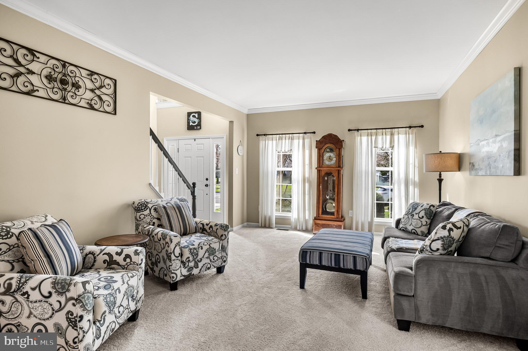 23 Longfellow Lane Hainesport, NJ 08036 - Photo 18 of 54 Very Spacious Living Room