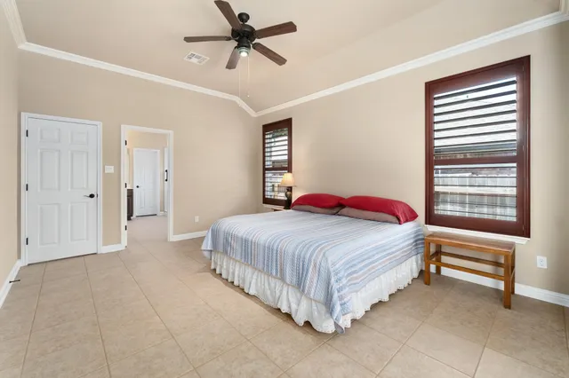 $459,900 | 161 Serene Hollow Lane, Buda, TX 78610