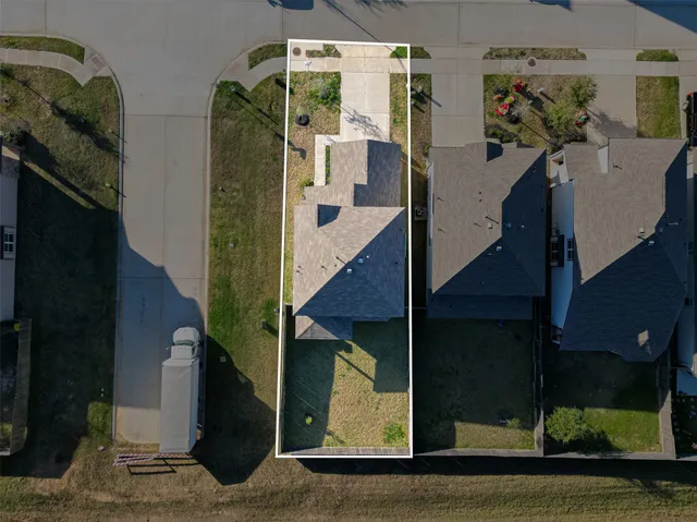 a view of entryway room and hall