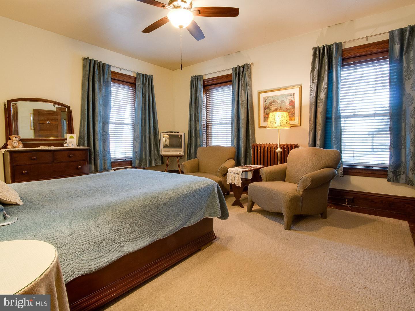 301 North Broad Street Lititz, PA 17543 - Photo 34 of 60