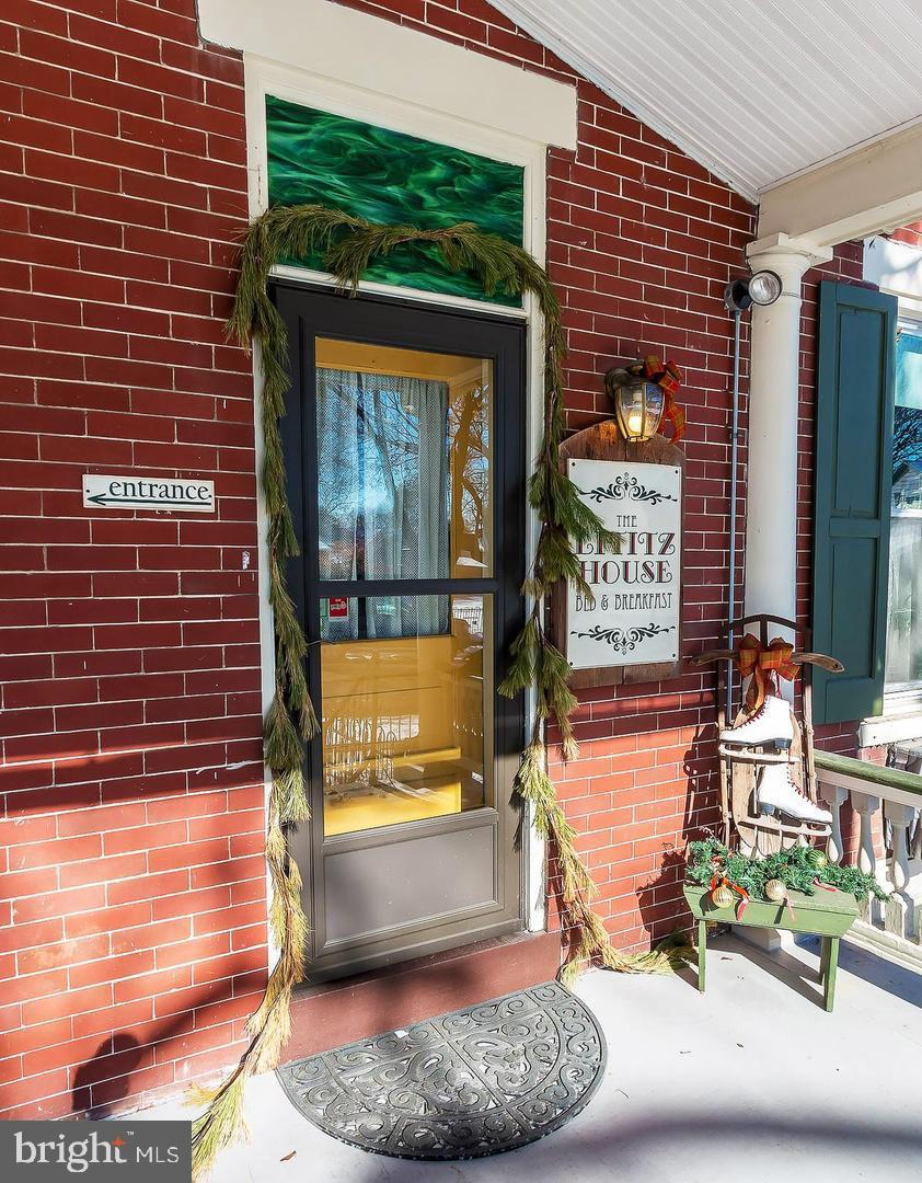 301 North Broad Street Lititz, PA 17543 - Photo 6 of 60