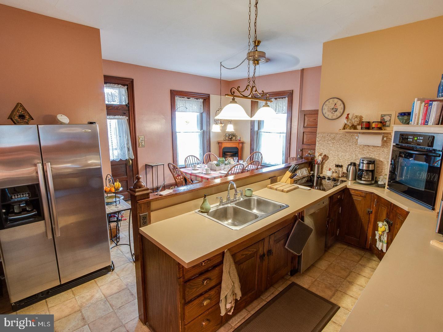 301 North Broad Street Lititz, PA 17543 - Photo 10 of 60