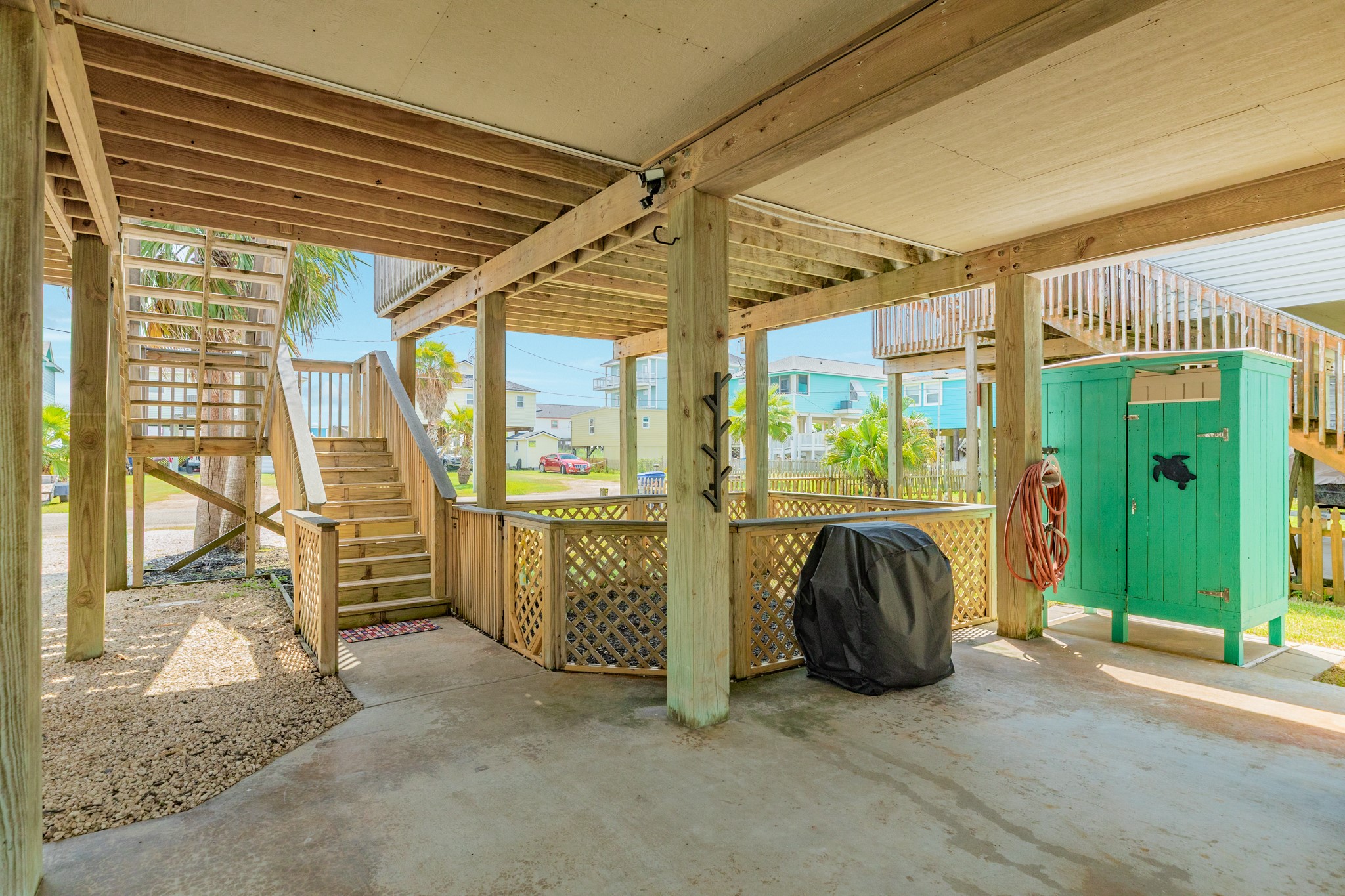 507 Point Lookout Surfside Beach, TX 77541 - Photo 30 of 31 a view of a room with closet and balcony
