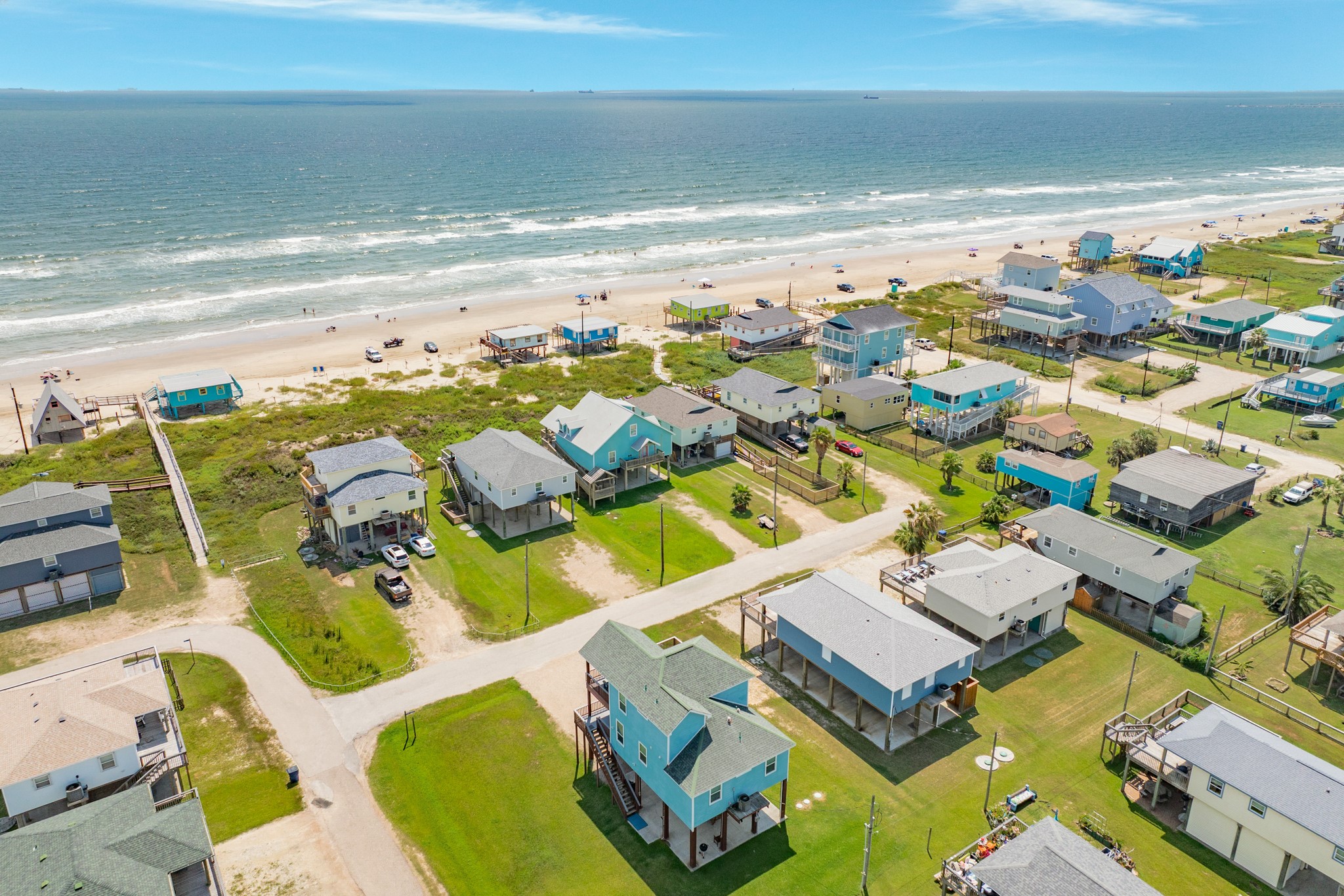 507 Point Lookout Surfside Beach, TX 77541 - Photo 5 of 31 a view of an ocean and beach