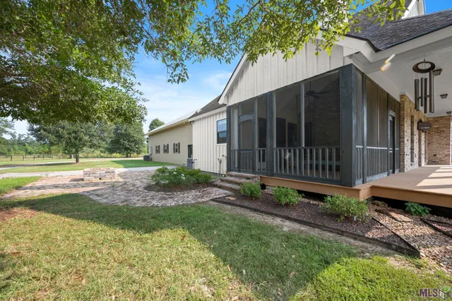 $899,000 | 8511 Main Street, Zachary, LA 70791