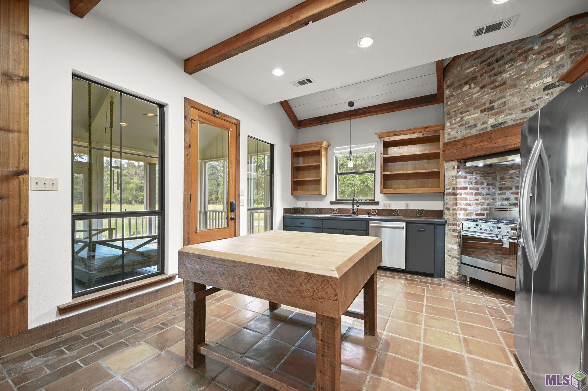 8511 Main Street Zachary, LA 70791 - Photo 9 of 30