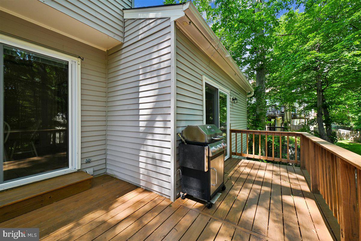 15723 Brandywine Road Dumfries, VA 22025 - Photo 9 of 39 dual slider access to the deck!