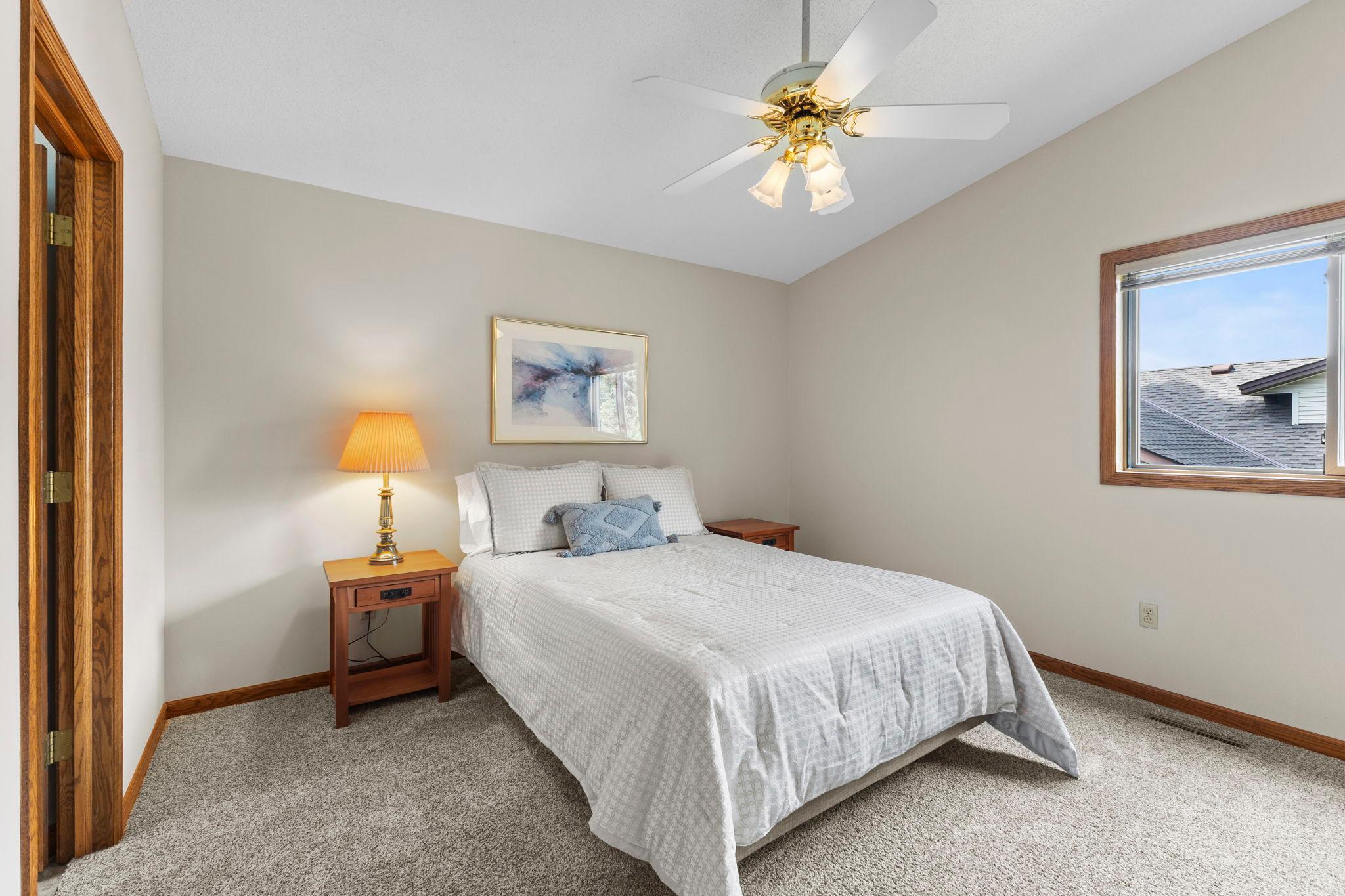 987 Kettle Creek Road Eagan, MN 55123 - Photo 10 of 50 Gallery Image 10