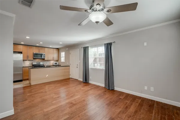 $2,200 | 2101 Polaris Avenue, Unit 8, Austin, TX 78757