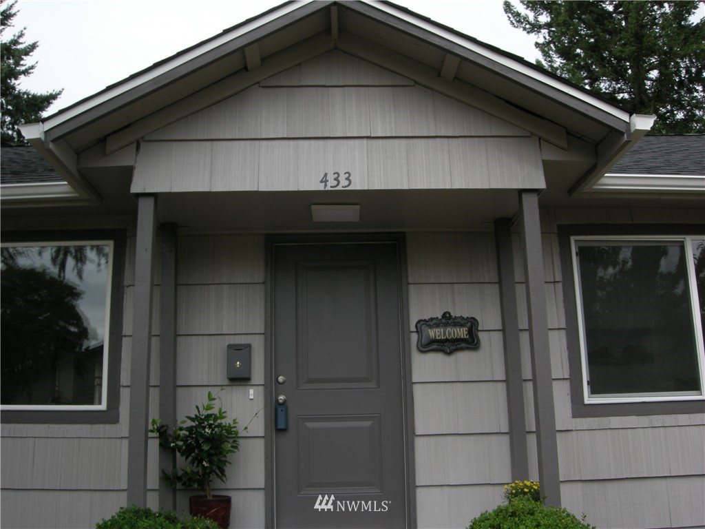 433 Decatur Street Northwest Olympia, WA 98502 - Photo 2 of 20 Gallery Image 2