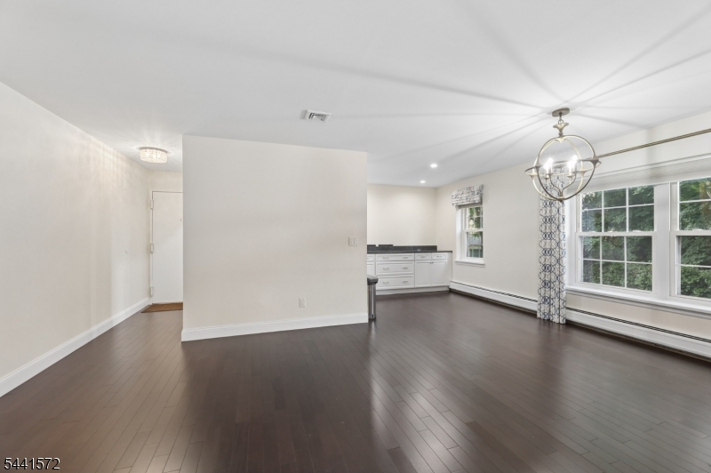 364 East Ridgewood Avenue, Unit 3 Ridgewood, NJ 07450 - Photo 13 of 32