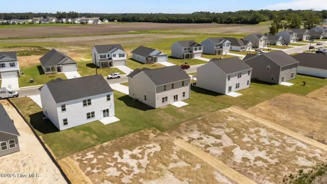 $319,990 | 1009 Queensland Lane, Ayden, NC 28513